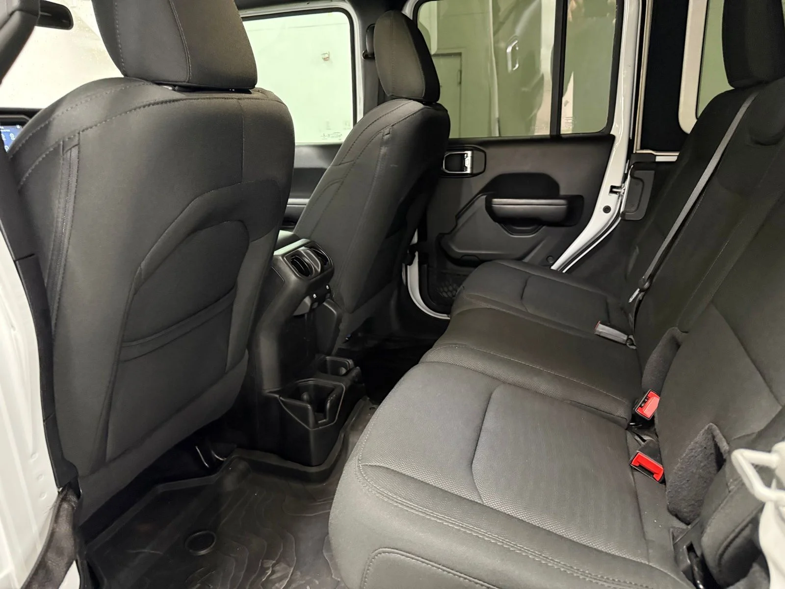 Used 2020 White Jeep Unlimited Sport image 22