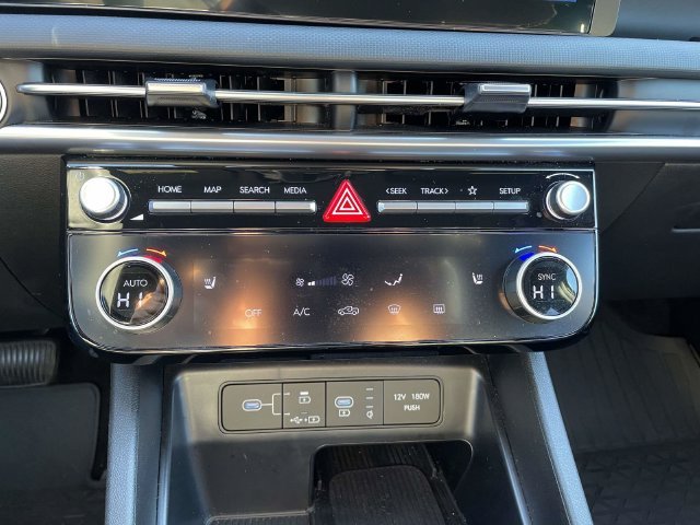 Certified Used 2025 Sage Hyundai SEL image 28
