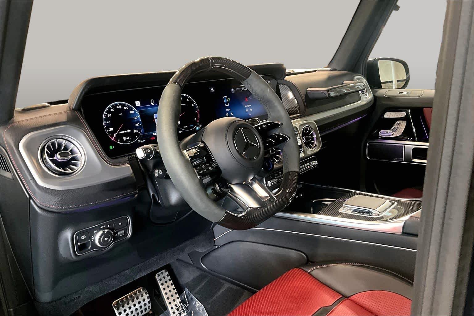 Used 2025  Mercedes-Benz AMG® G 63 image 16