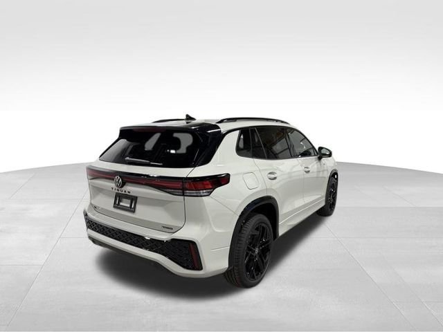 New 2026 Silver Volkswagen 2.0T SE R-Line Black image 5