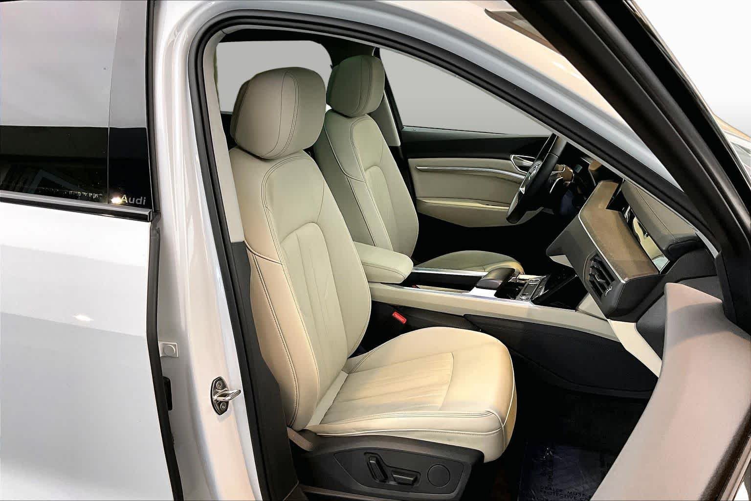 Pre-Owned 2024 Audi Q8 E-tron Premium