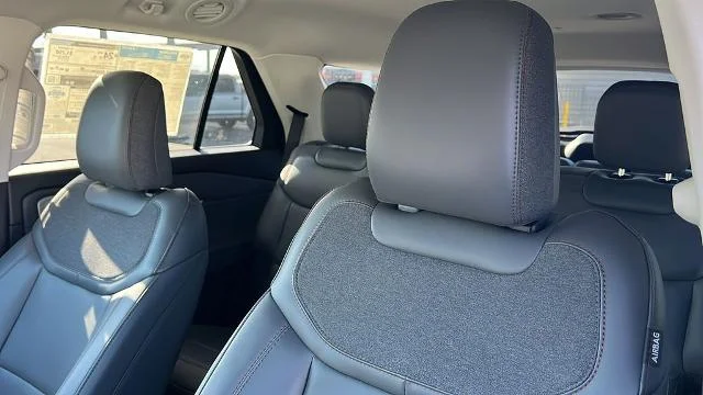 New 2026 Agate Black Metallic Ford Active image 36