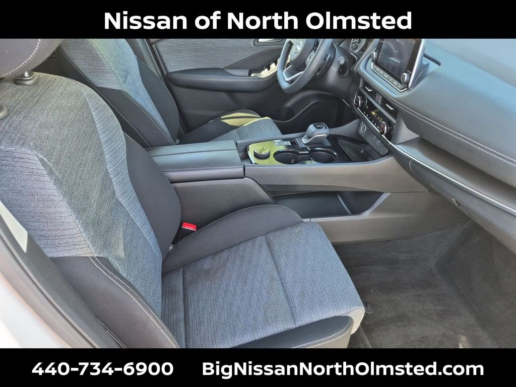 Certified Used 2023 Pearl White Nissan SV image 24