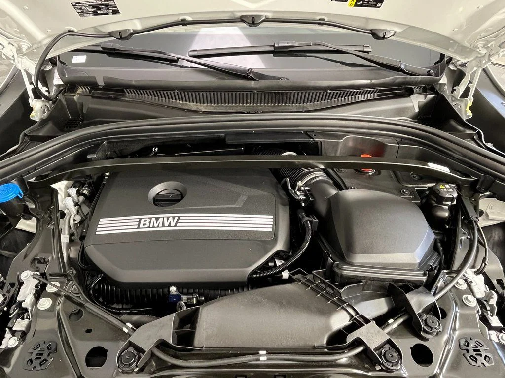 2025 BMW X2 28i - Photo 17