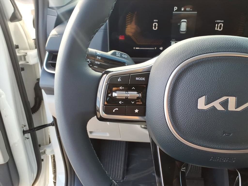 2026 Kia Carnival EX - Photo 20