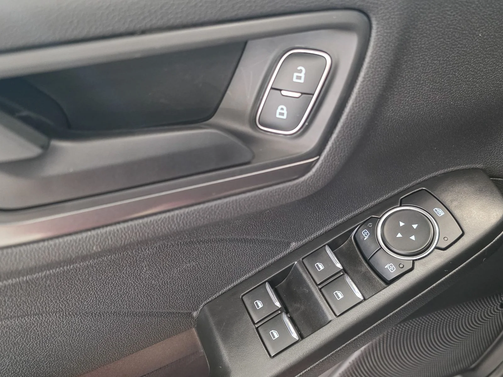 New 2026 Vapor Blue Metallic Ford Active® image 18