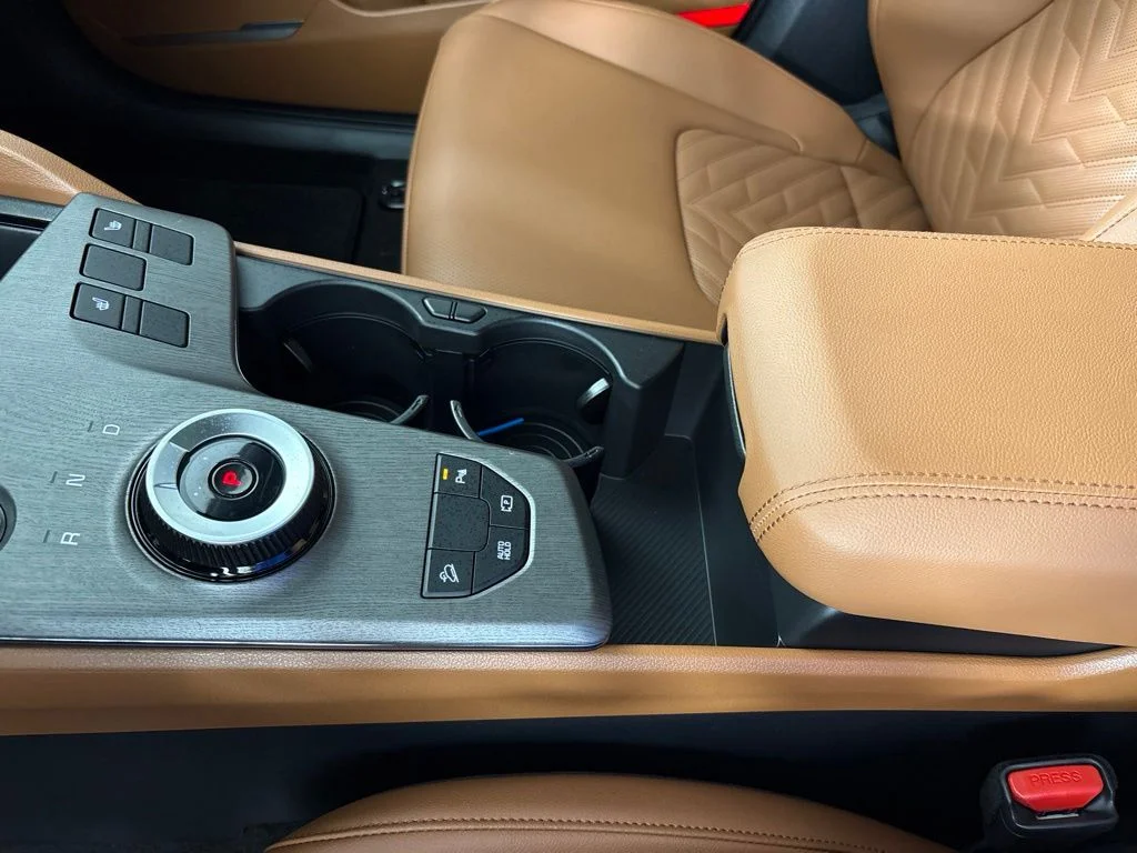 New 2027 Black Kia X-Line image 39