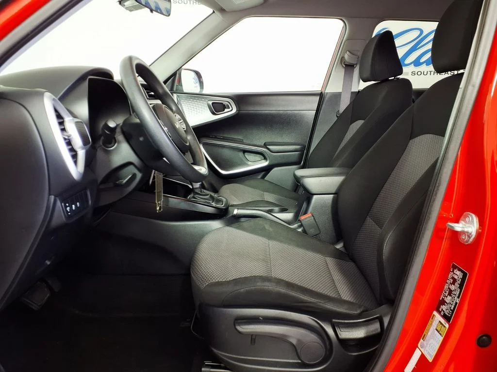 Certified Used 2024 Red Kia LX image 9