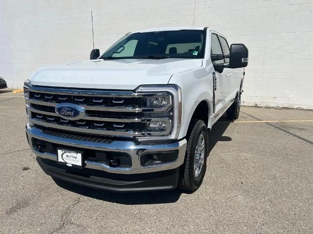 New 2026 Oxford White Ford F-250® XLT image 35
