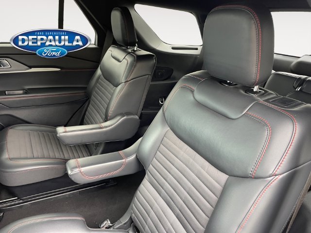 Used 2026 Black Metallic Ford ST-Line image 17