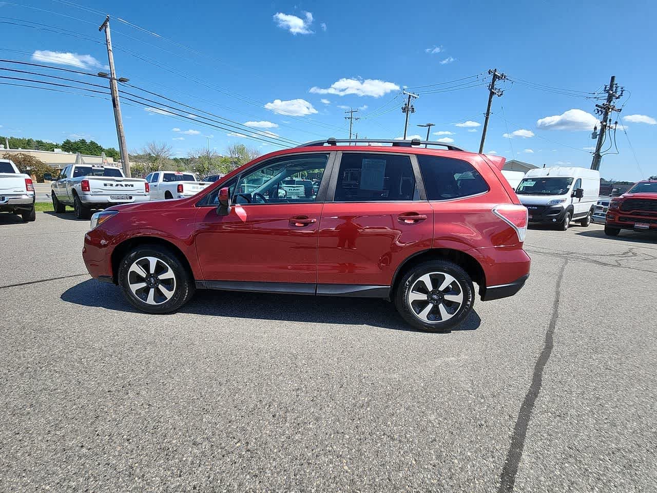 Used 2018 Venetian Red Pearl Subaru Premium image 10
