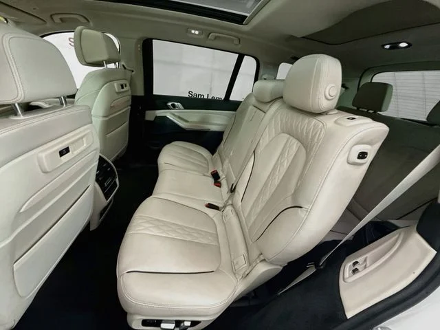 Used 2022 White BMW xDrive40i image 25