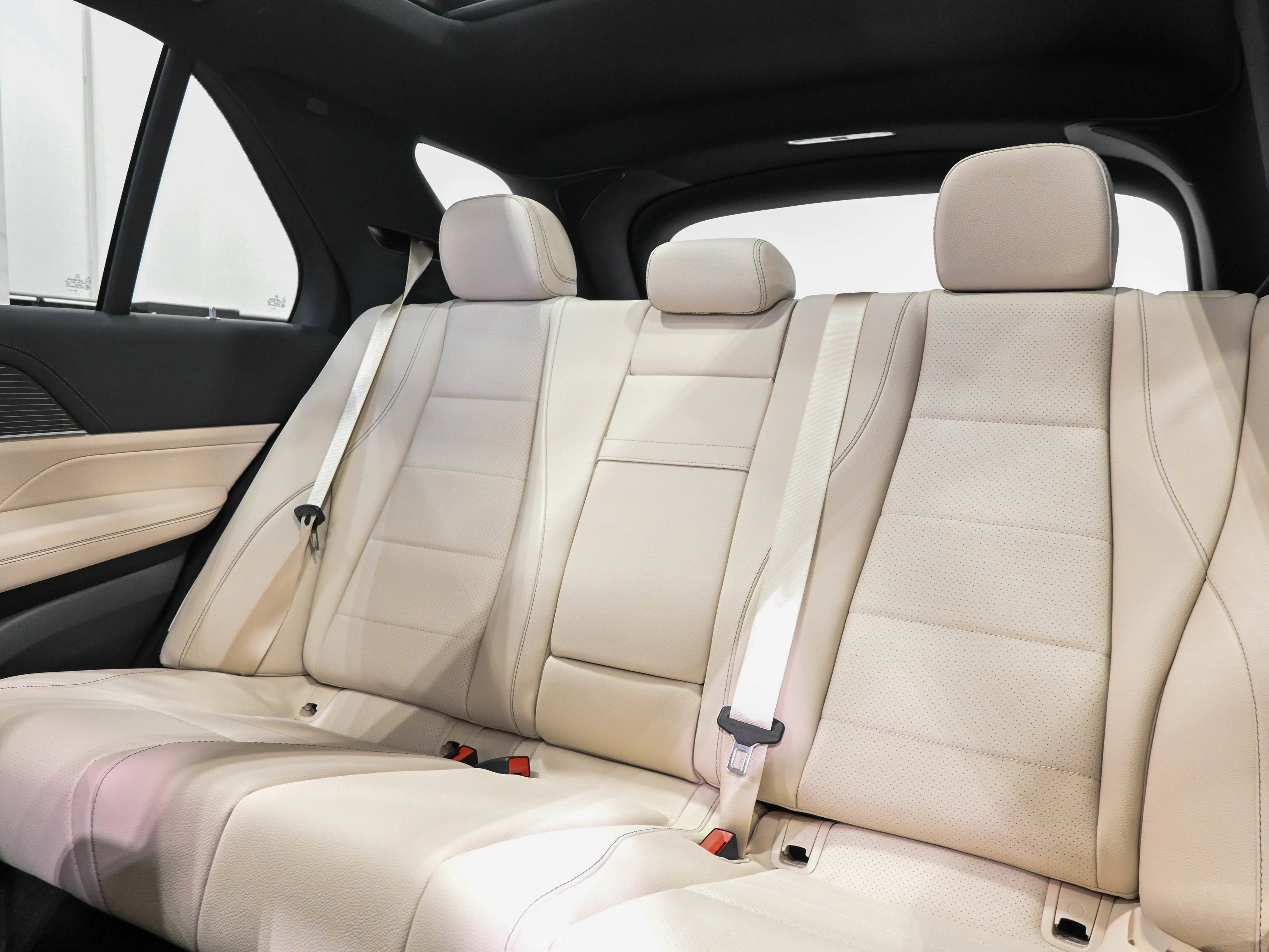 New 2026 992-Selenite Grey Mercedes-Benz GLE 450 image 9
