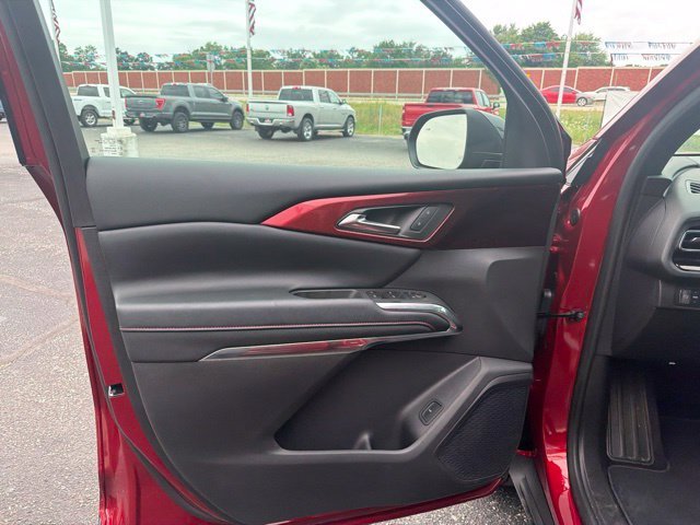 Used 2026 Red Chevrolet Z71 image 11