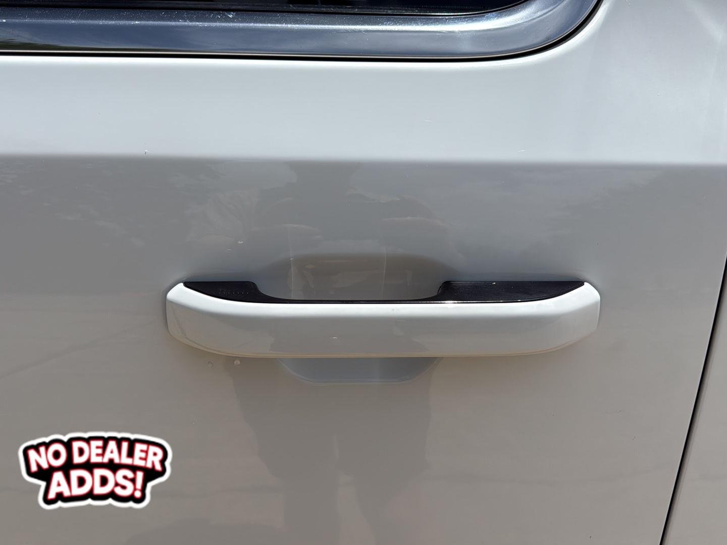 Used 2022 Bright White Clearcoat Jeep Series I image 10