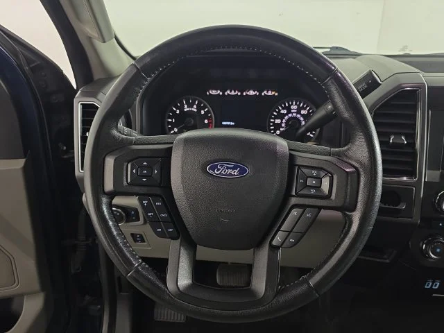 Used 2018 Blue Ford XLT image 14