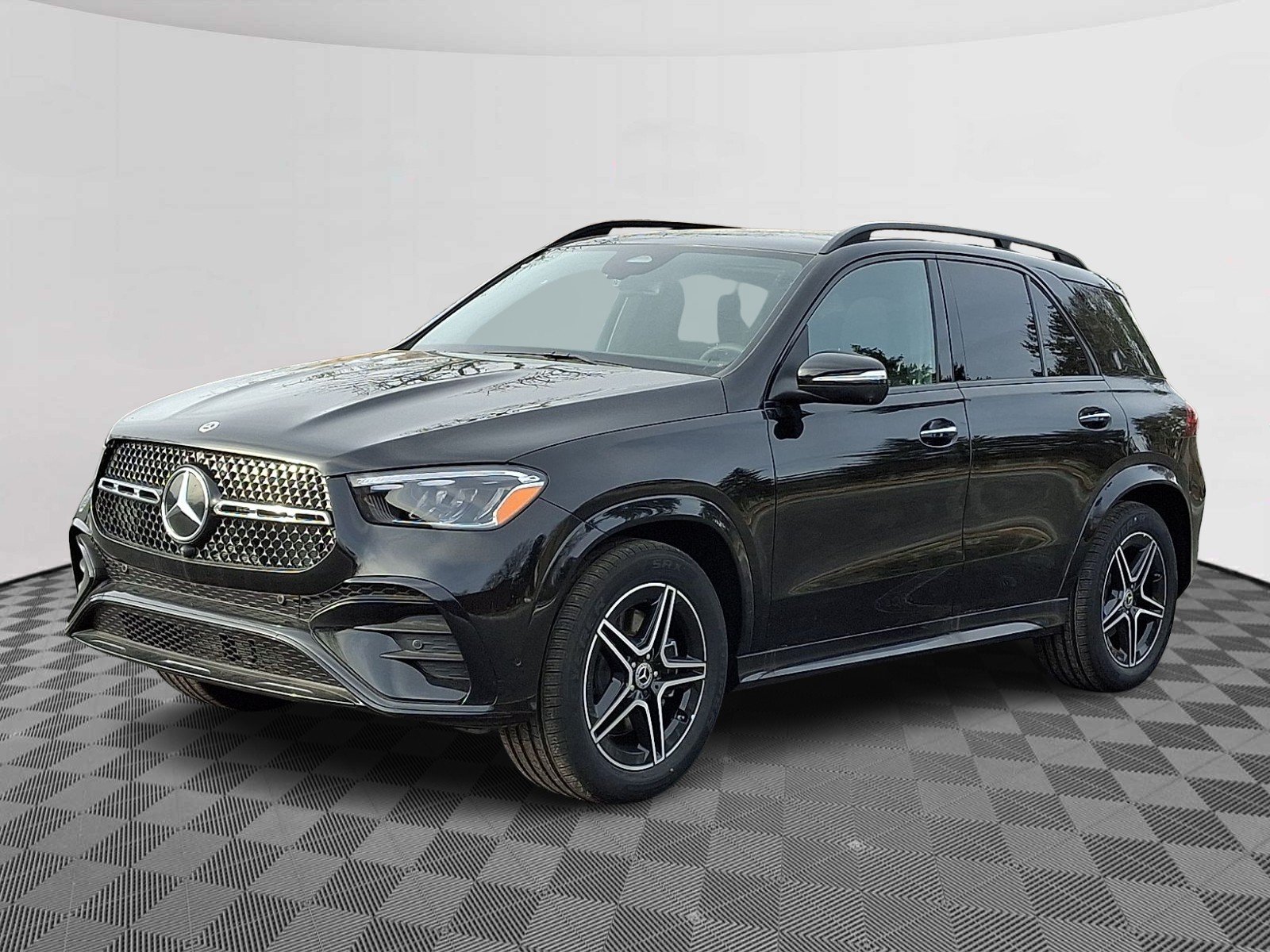 New 2026 Obsidian Black Metallic Mercedes-Benz GLE 350 image 3