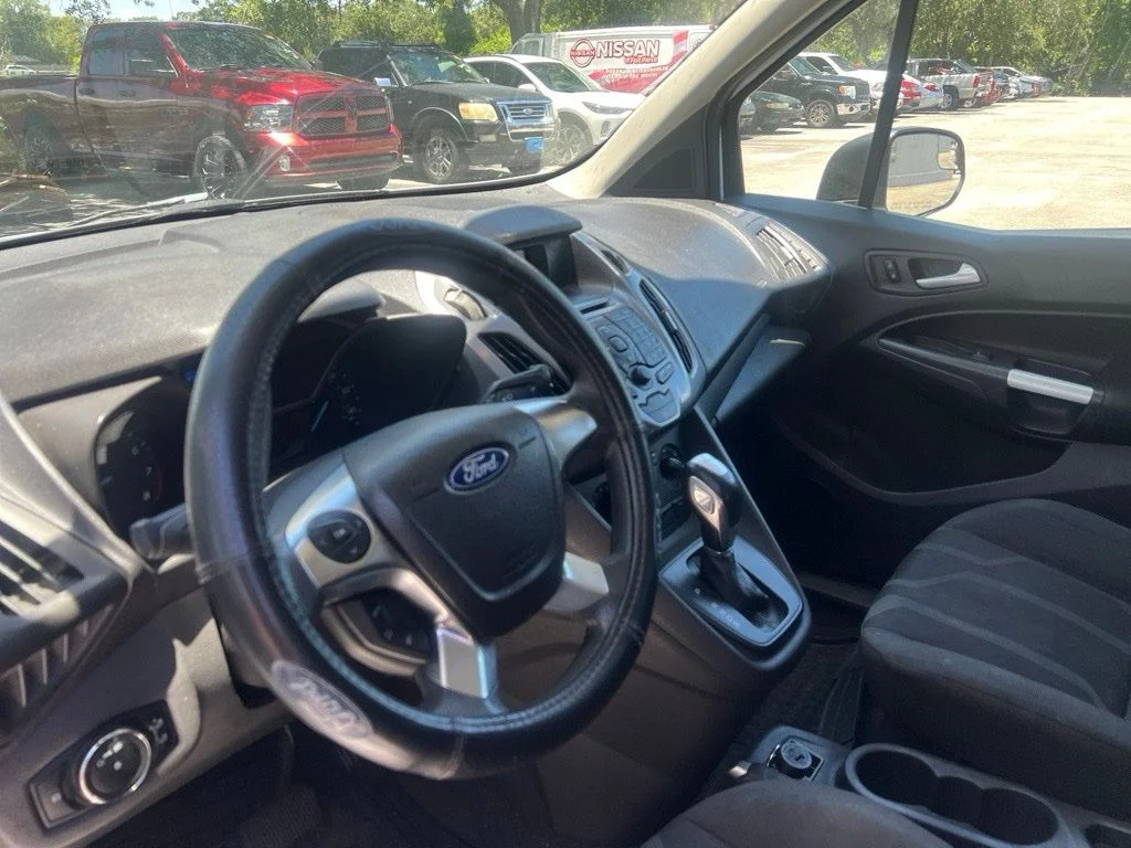 Used 2015 Frozen White Ford XLT image 9