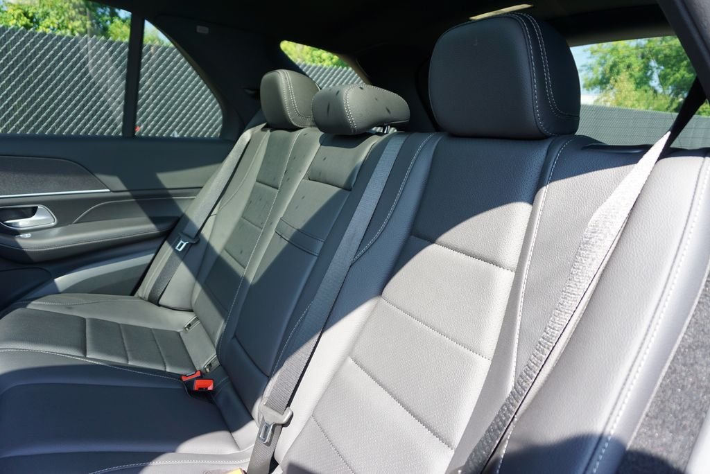 Used 2026 Obsidian Black Metallic Mercedes-Benz GLE 350 image 49