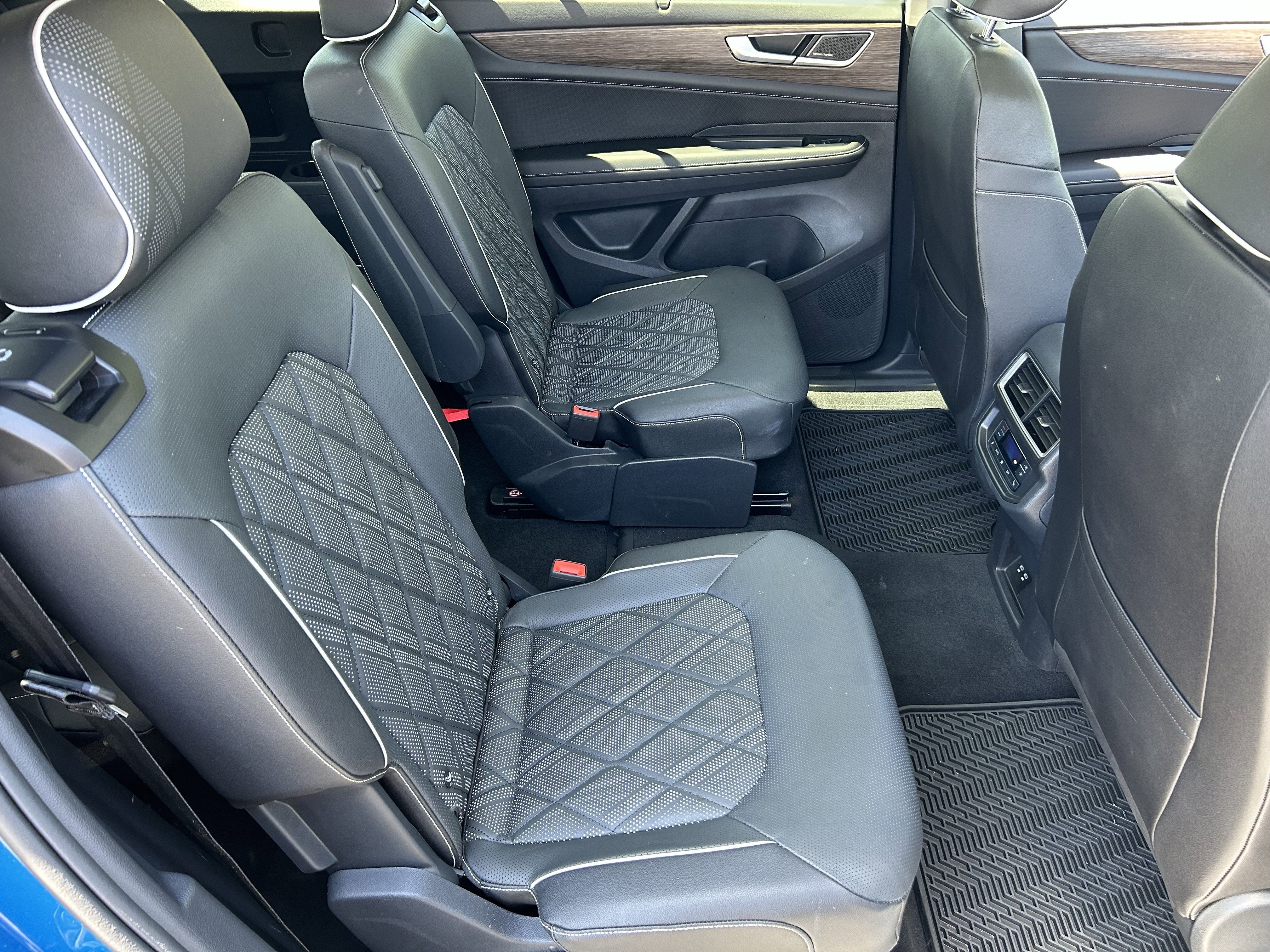 2026 Volkswagen Atlas SEL Premium R-Line - Photo 11