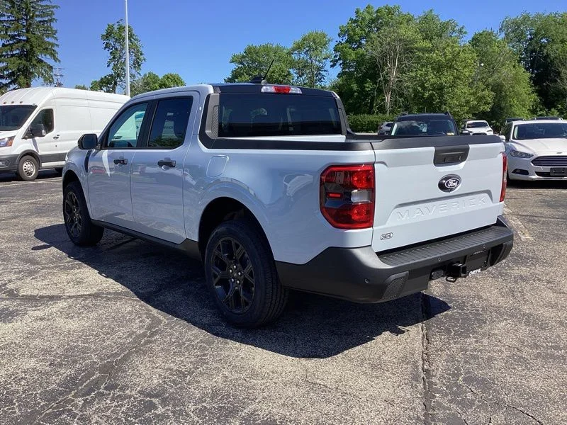 New 2026 White Ford XLT image 5