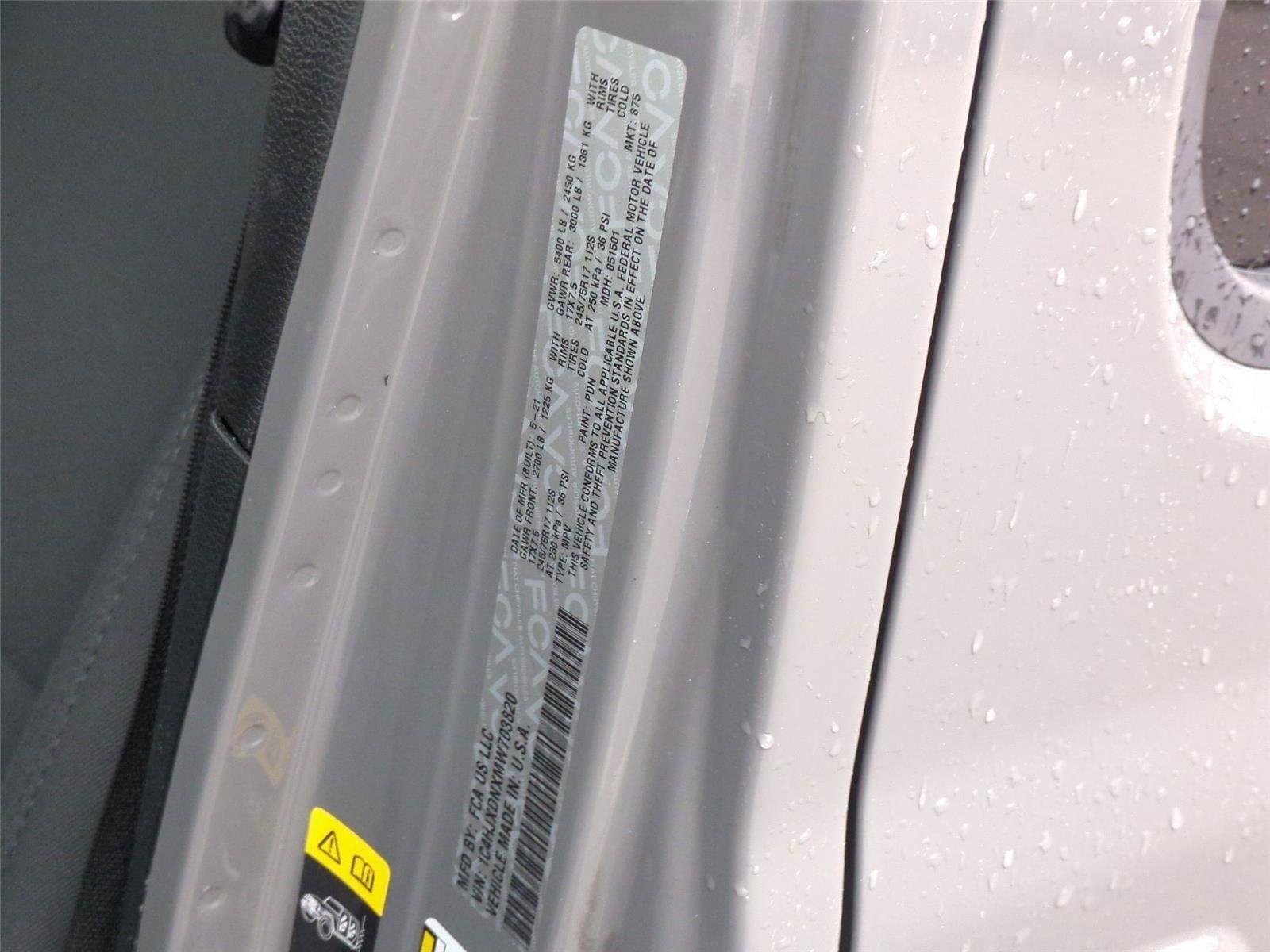 Used 2021 Granite Crystal Metallic Clearcoat Jeep Unlimited Sport S image 39