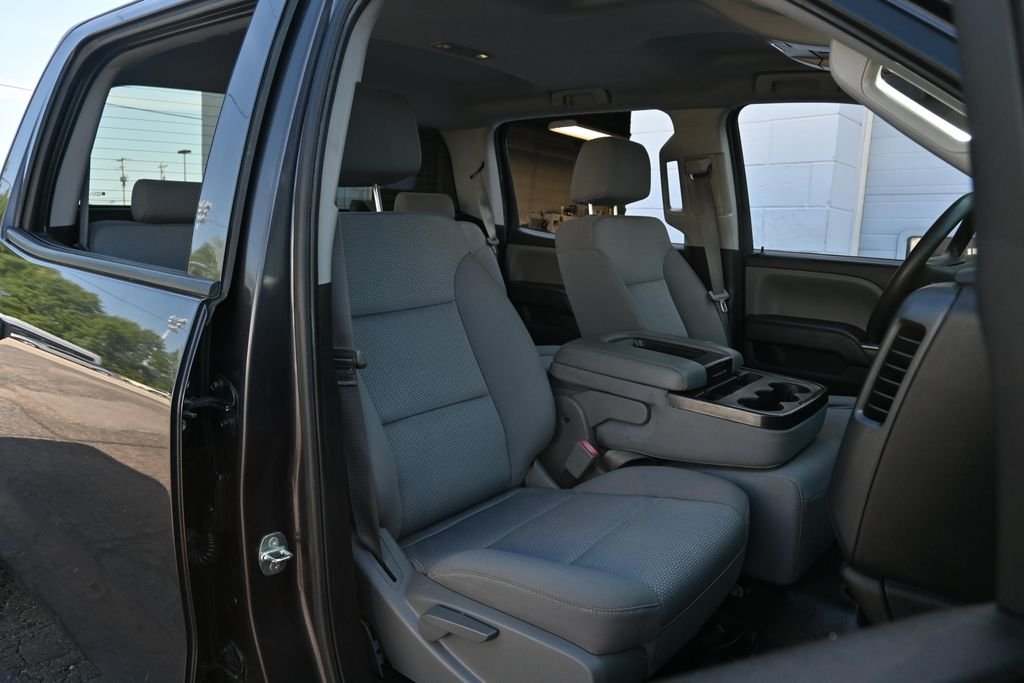 Used 2016 Tungsten Metallic Chevrolet Work Truck image 18