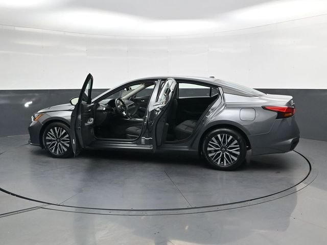 Used 2024 Gray Nissan 2.5 SV image 42