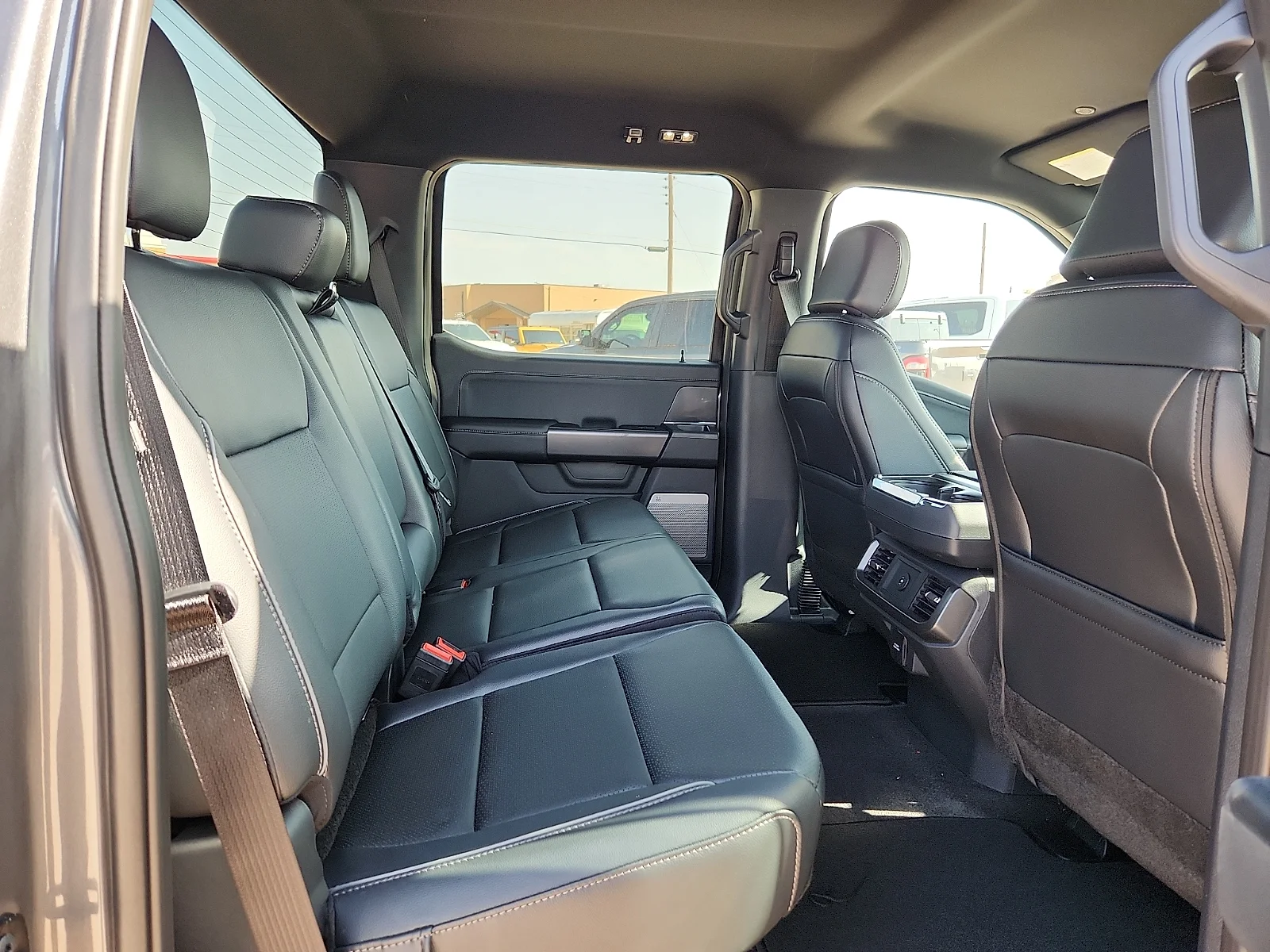 New 2026 Carbonized Gray Metallic Ford Lariat image 19
