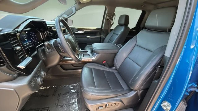 Used 2023 Blue Chevrolet RST image 18