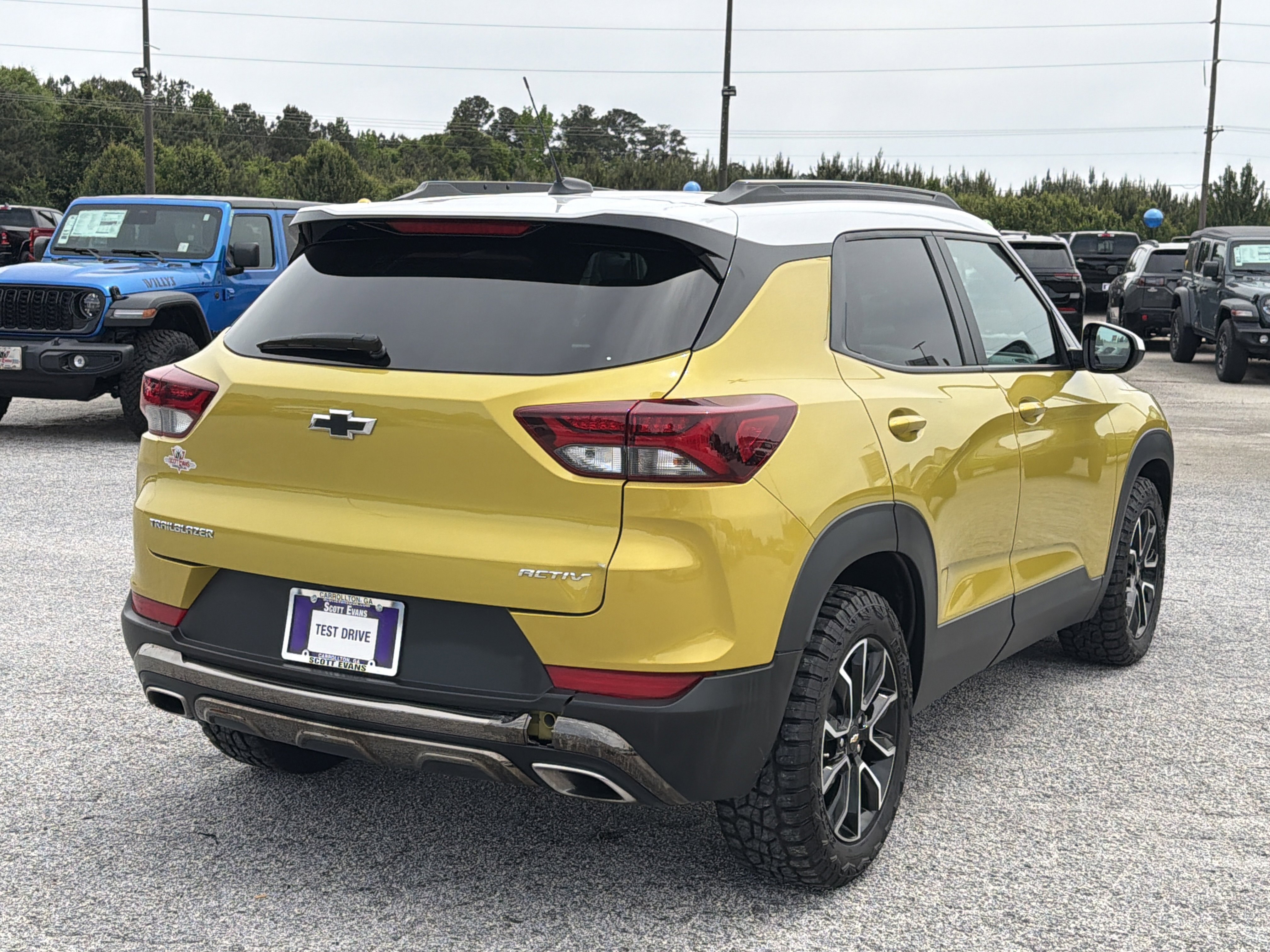 Used 2023 Nitro Yellow Metallic Chevrolet ACTIV image 8