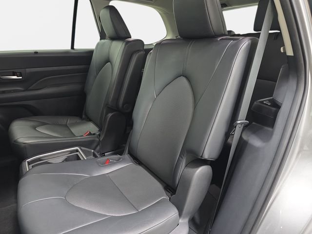 Certified Used 2025 Silver Toyota XLE image 11
