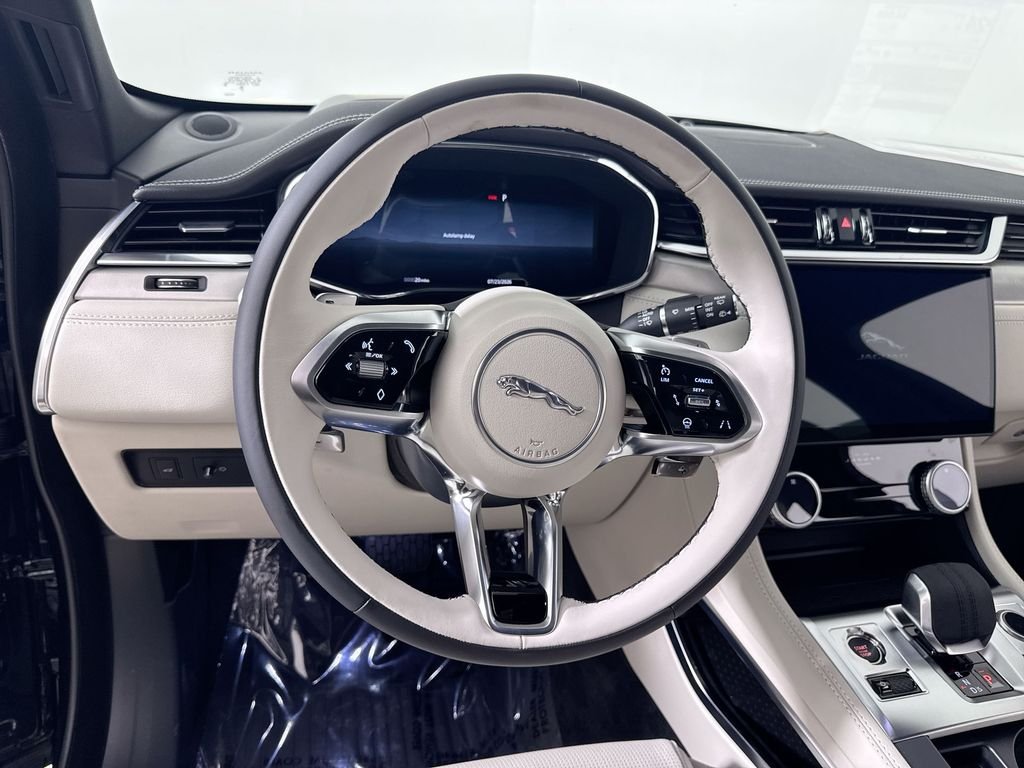 2026 Jaguar F-Pace R-Dynamic S - Photo 14