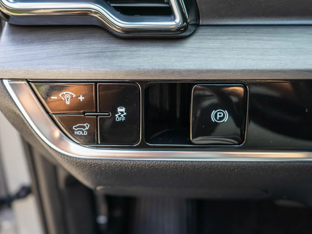 Used 2025 Gray Kia X-Pro image 18