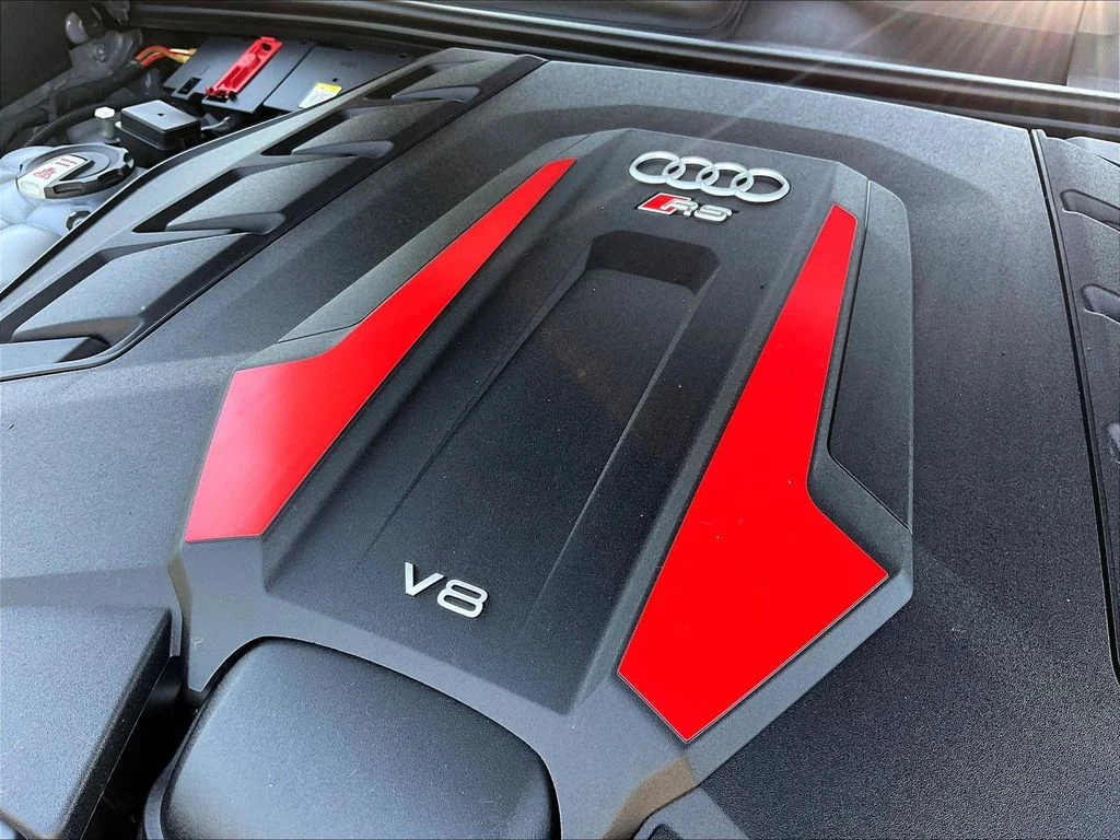 Used 2023  Audi 4.0T image 31