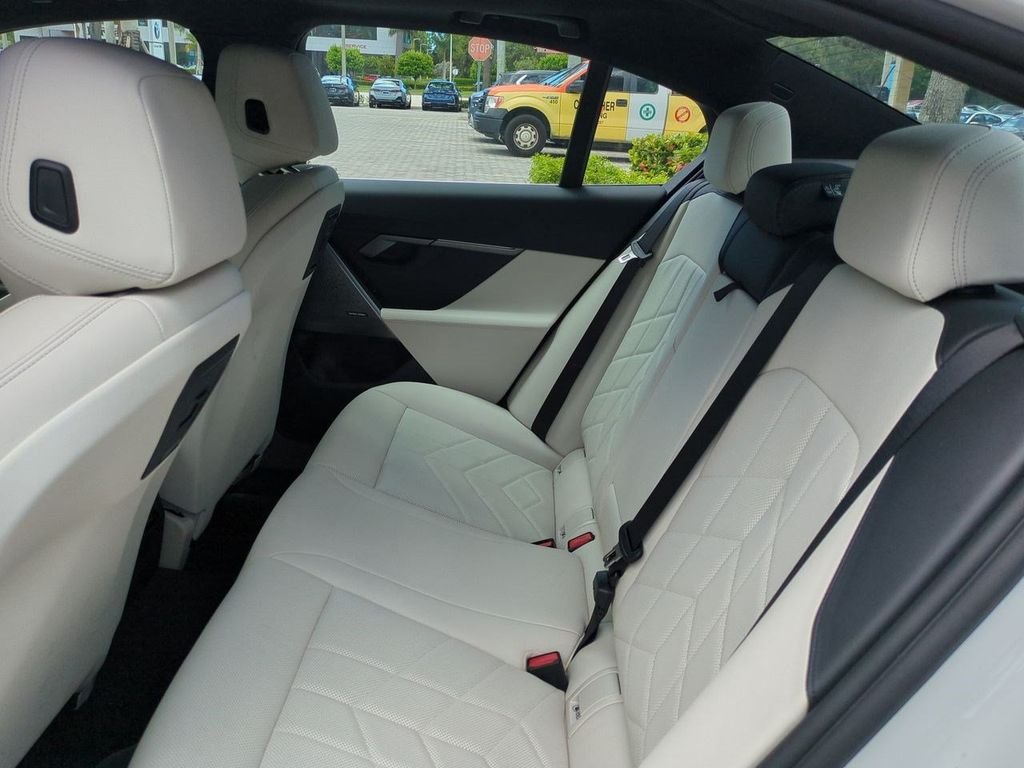 2026 BMW 5 Series 530i - Photo 14
