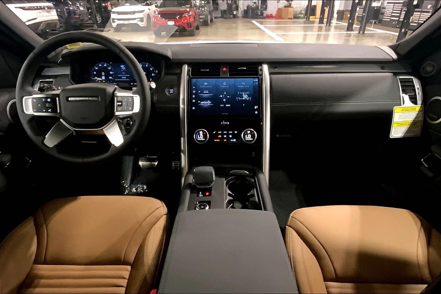 New 2026 Fuji White Land Rover Gemini Edition image 5