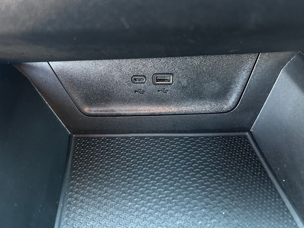 Used 2025 Black Metallic Chevrolet LT image 21