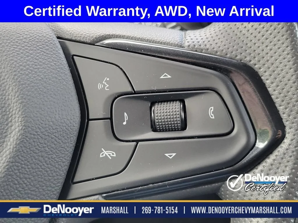 Used 2025 Sterling Gray Metallic Chevrolet LT image 13
