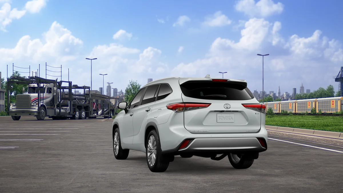 New 2026 Wind Chill Pearl Toyota Hybrid Platinum image 15