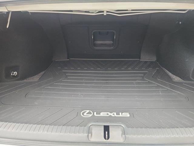 Used 2024 White Lexus ES 350 image 25