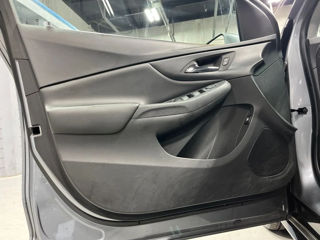 Used 2018 Steel Metallic Chevrolet LT image 10