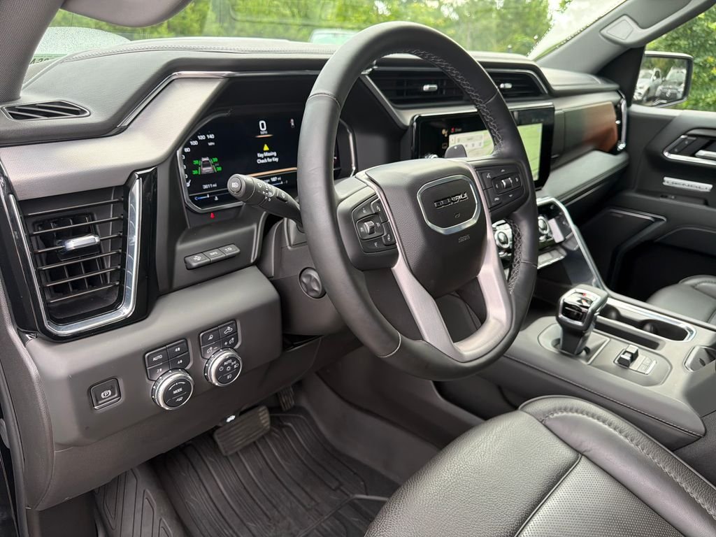 Used 2025 Onyx Black GMC Denali image 18