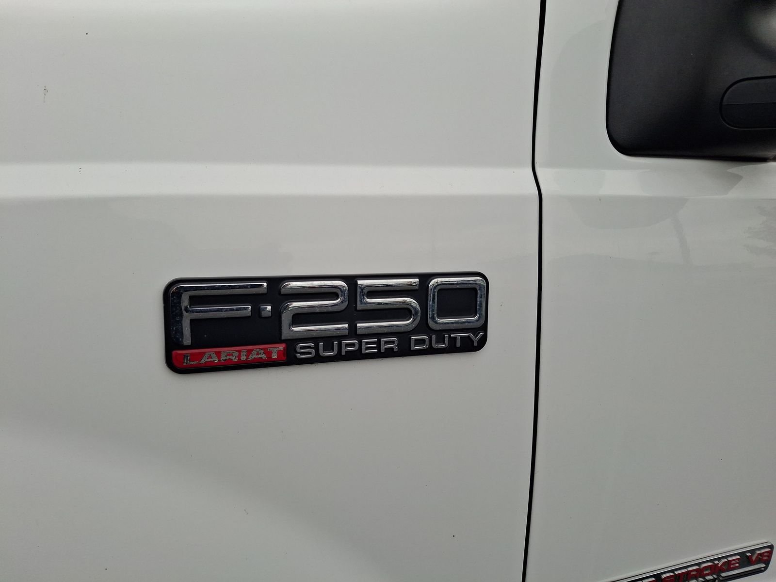 Used 2004 White Ford XL image 23