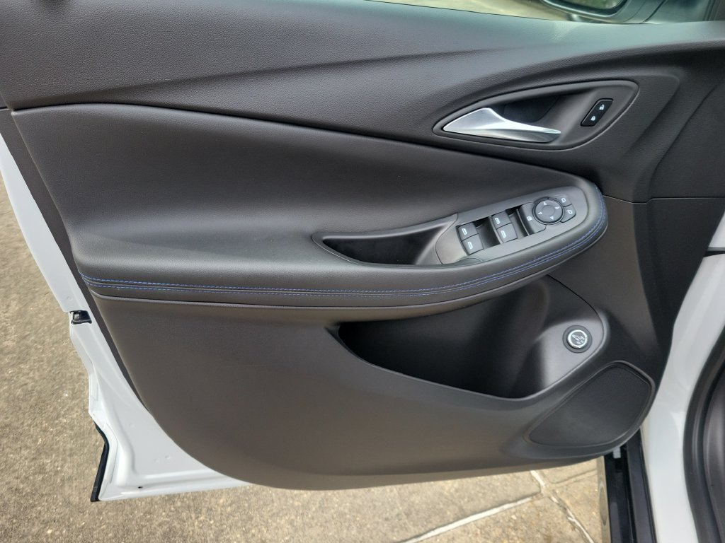 Used 2025 White Buick Sport Touring image 13