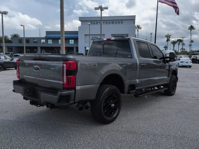 Used 2025 Gray Ford Lariat image 4