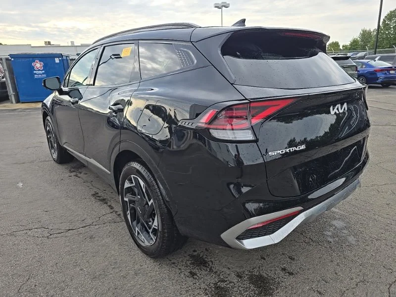 Used 2025 Black Kia SX-Prestige image 5