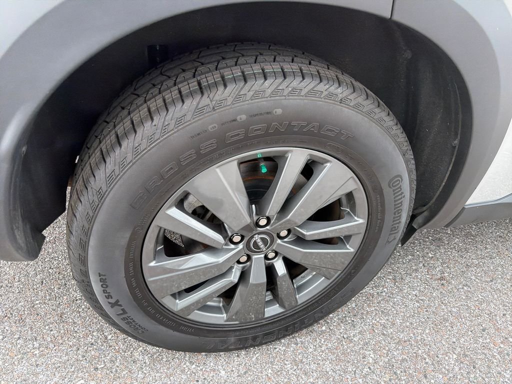 Used 2024 Silver Nissan SV image 47