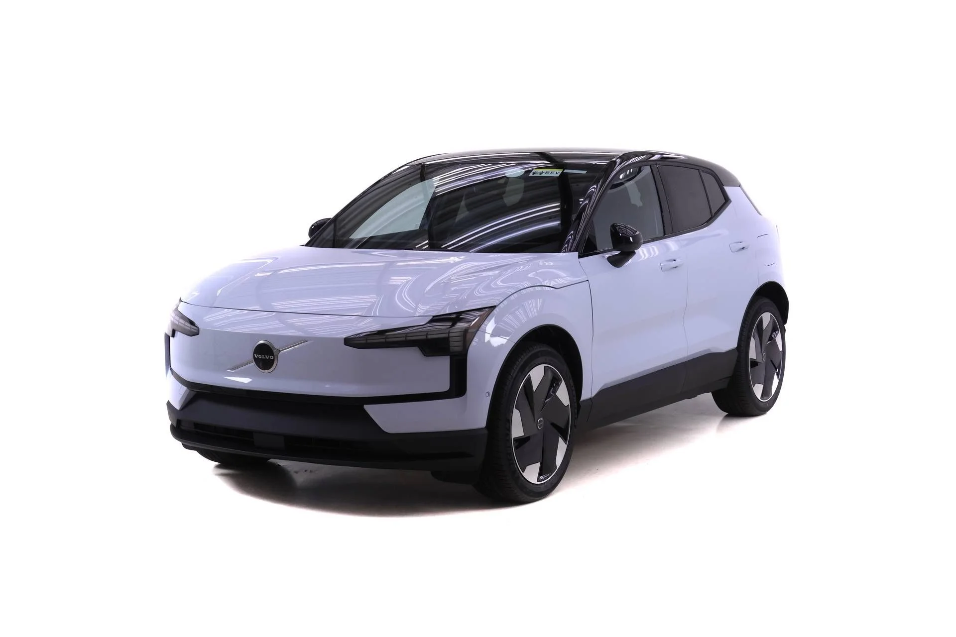 New 2026 White Volvo Twin Motor Performance Ultra image 1