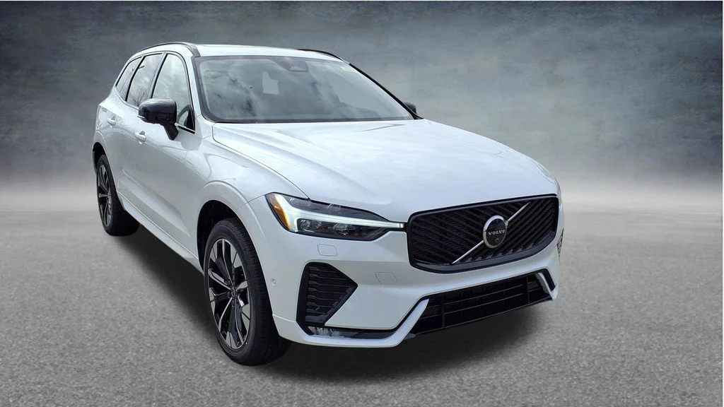 2026 Volvo XC60 B5 Plus